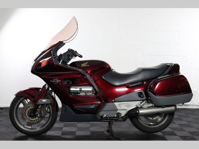 honda - st-1100-pan-european