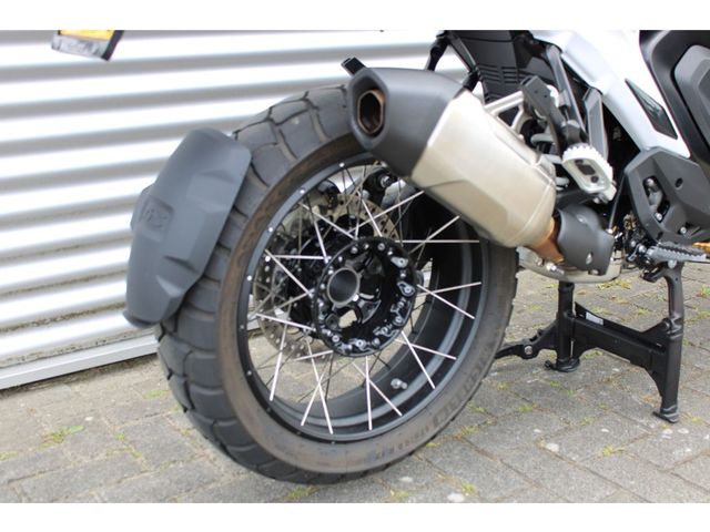 bmw - r-1300-gs