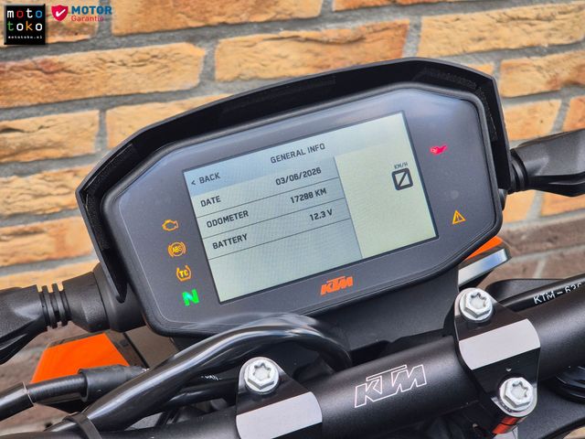 ktm - 890-duke-r
