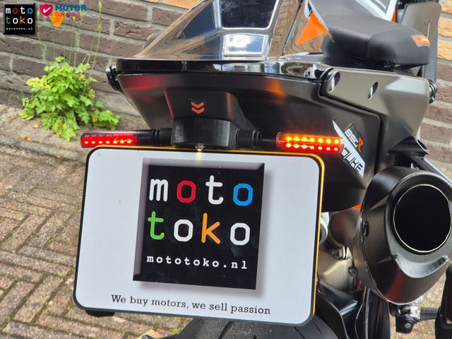 ktm - 890-duke-r