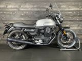 MOTO GUZZI V 7 STONE