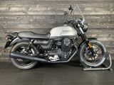 MOTO GUZZI V 7 STONE