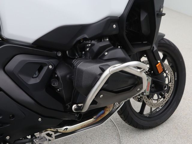 bmw - r-1300-gs-adventure