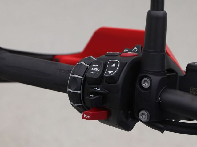 bmw - r-1300-gs-adventure