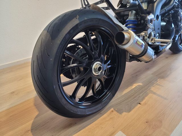 triumph - speed-triple