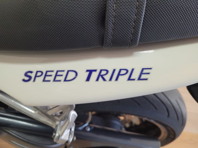 triumph - speed-triple