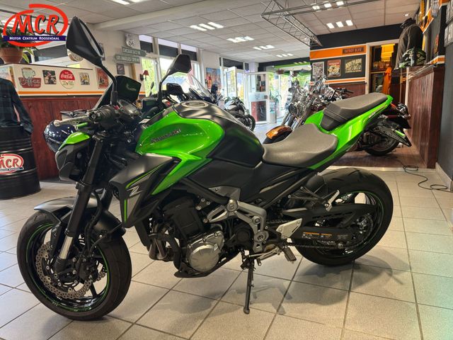 kawasaki - z900