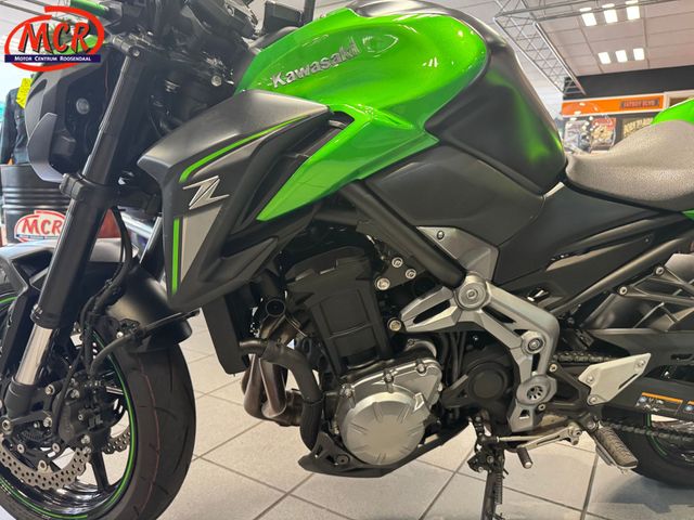 kawasaki - z900