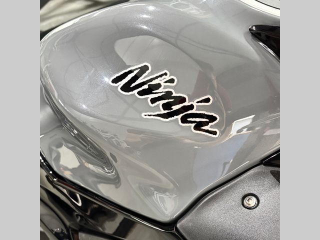 kawasaki - ninja-650