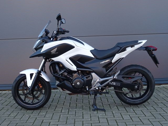honda - nc-750-x-abs