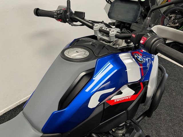 bmw - r-1300-gs