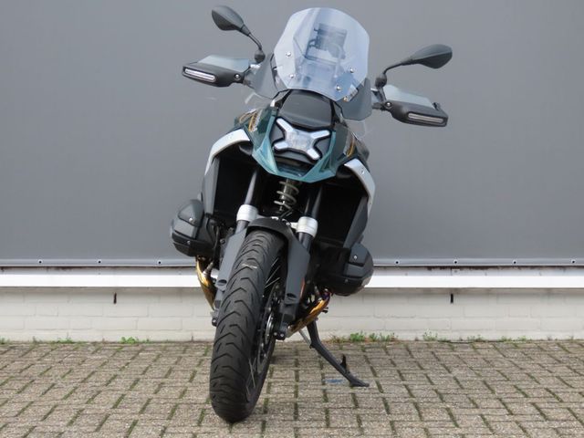 bmw - r-1300-gs