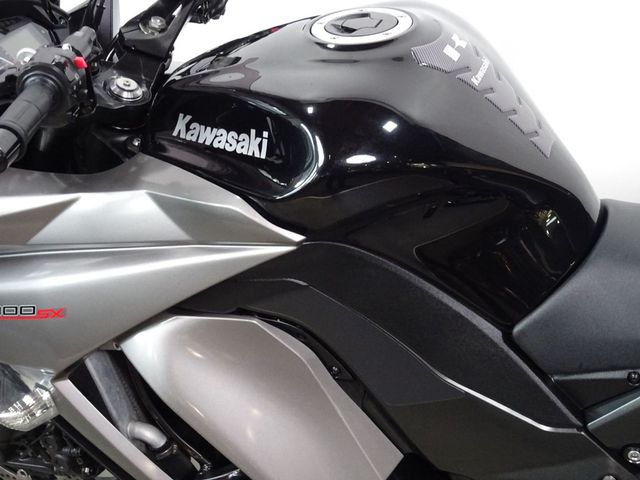 kawasaki - z-1000-sx-abs