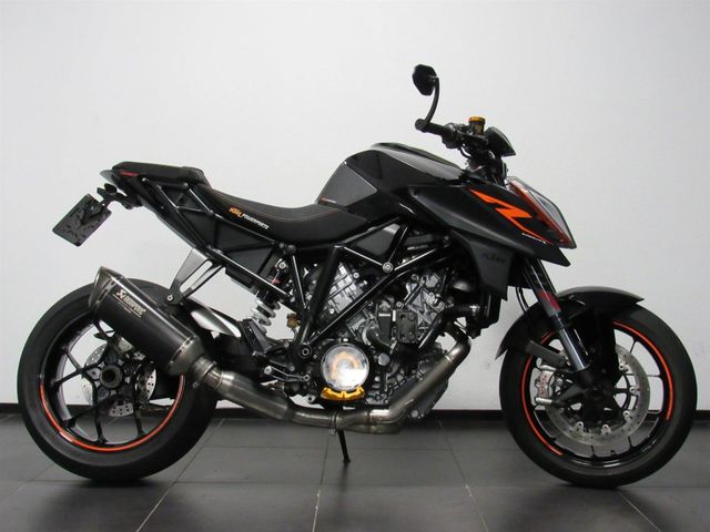 ktm - 1290-super-duke-r