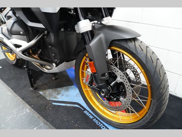 bmw - r-1300-gs-adventure-trophy