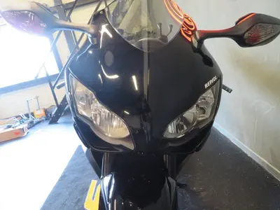 HONDA CBR 1000 RR-R FIREBLADE – foto 4