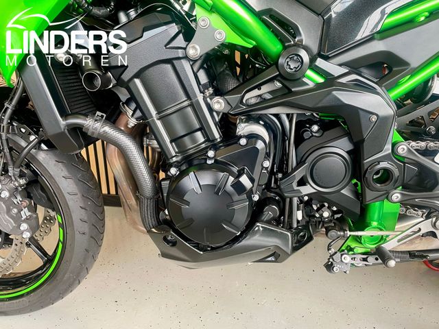 kawasaki - z900-performance