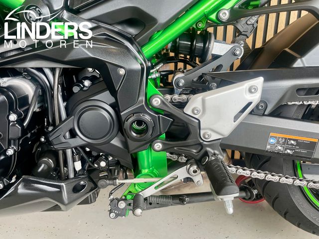 kawasaki - z900-performance