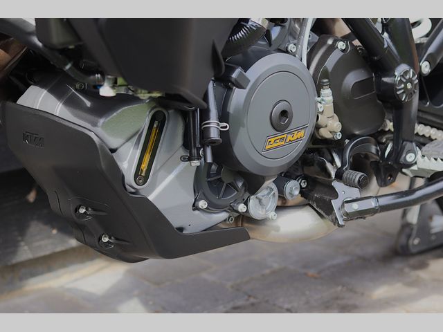 ktm - 1090-adventure