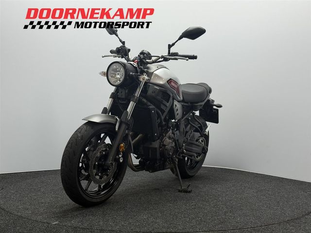 yamaha - xsr-700-abs