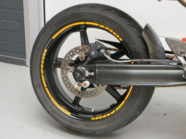 ktm - 990-super-duke-r