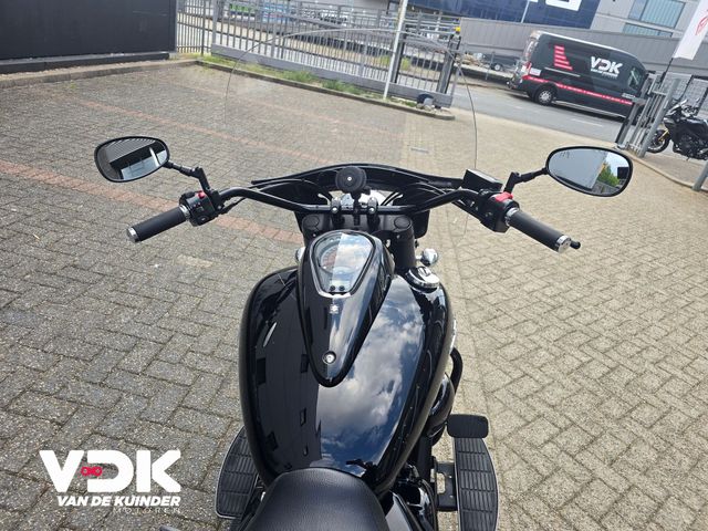 suzuki - vl-1500-lc-intruder