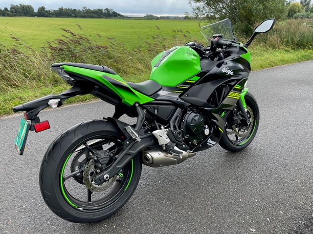 kawasaki - ninja-650-krt-edition
