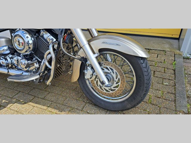 yamaha - xvs-650-a-dragstar-classic