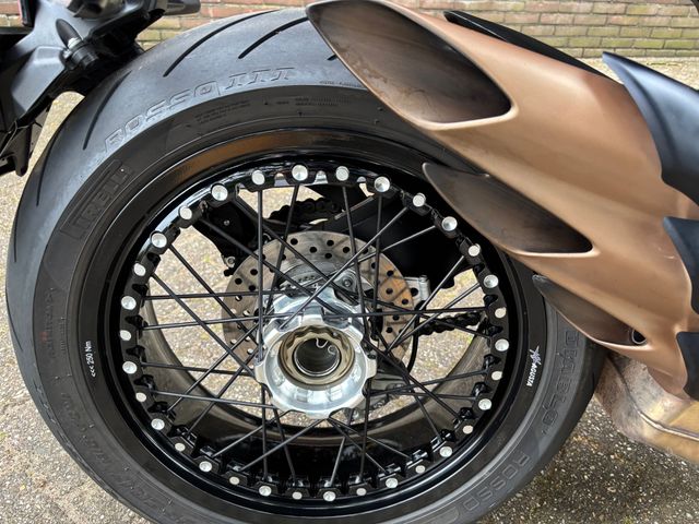 mv-agusta - dragster-800-rr