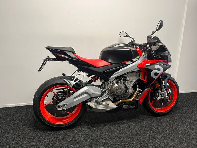 aprilia - tuono-660