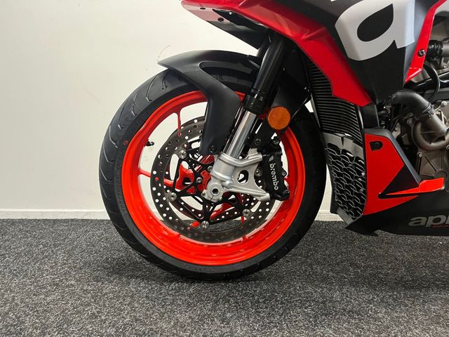 aprilia - tuono-660
