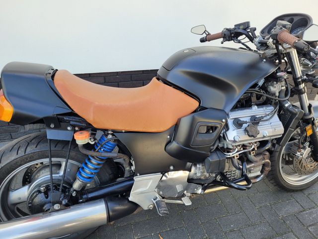 honda - st-1100-pan-european