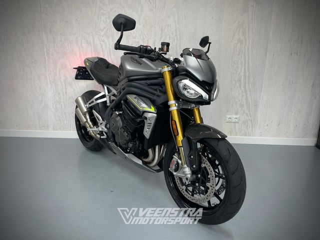 triumph - speed-triple-1200-rs