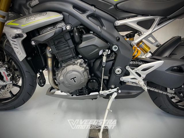 triumph - speed-triple-1200-rs