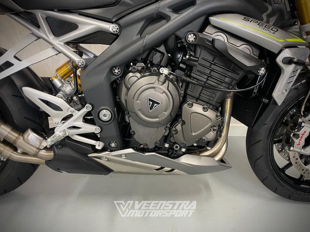 triumph - speed-triple-1200-rs