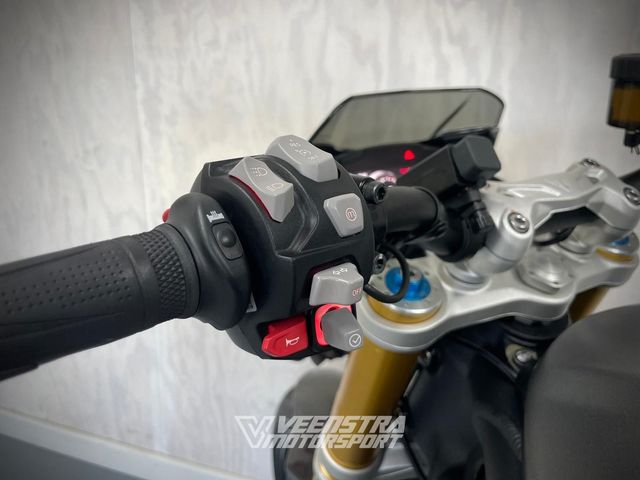 triumph - speed-triple-1200-rs