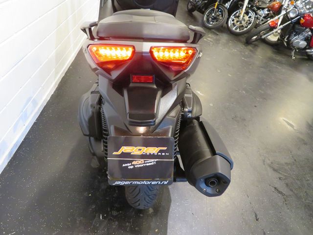 yamaha - x-max-400