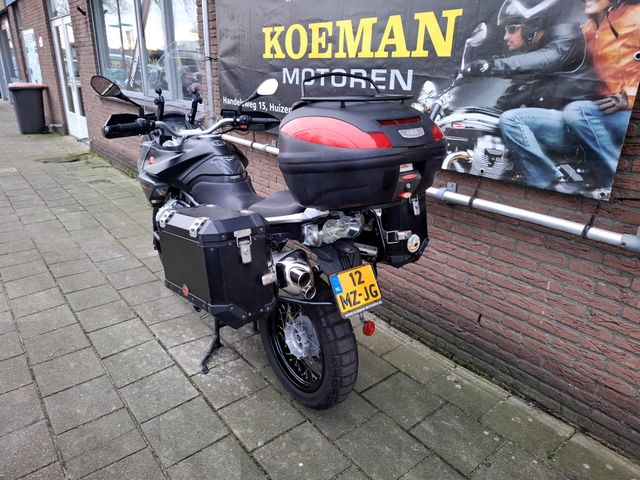 moto-guzzi - stelvio-1200-v4-abs-adventure