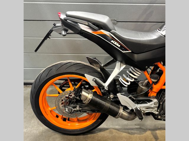 ktm - 390-duke-abs