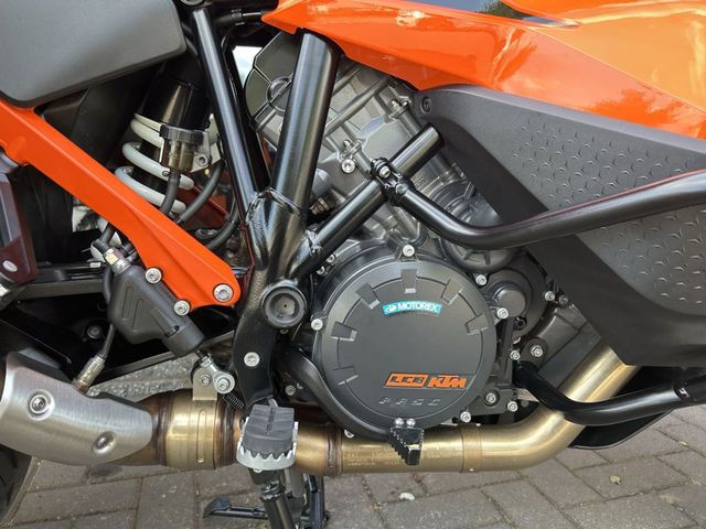 ktm - 1290-super-adventure-s