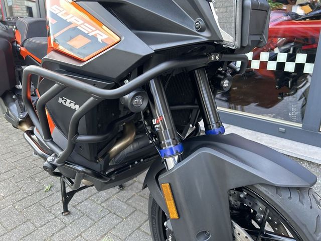 ktm - 1290-super-adventure-s