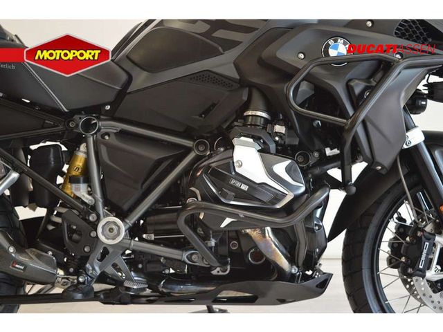 bmw - r-1250-gs-triple-black