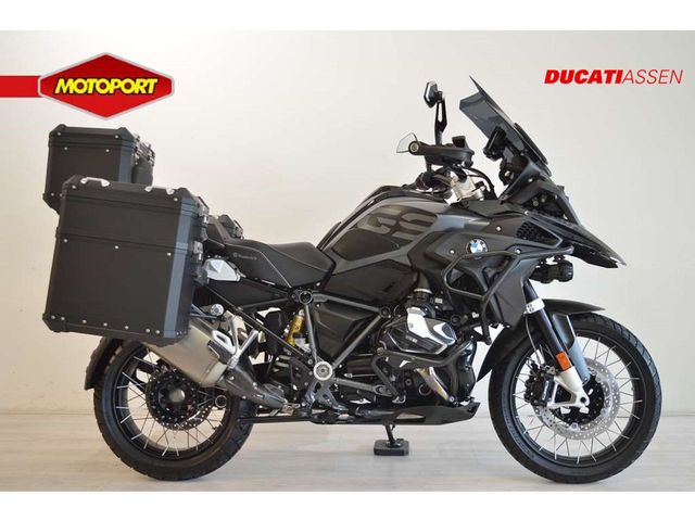 bmw - r-1250-gs-triple-black