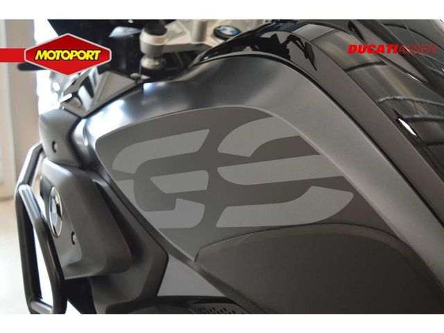 bmw - r-1250-gs-triple-black
