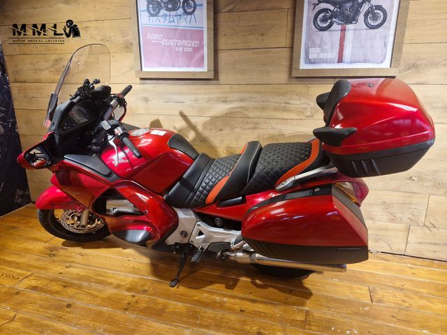 honda - st-1300-pan-european