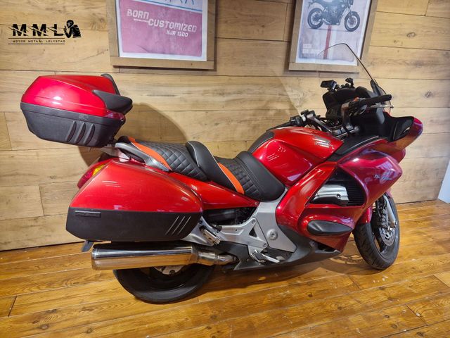 honda - st-1300-pan-european
