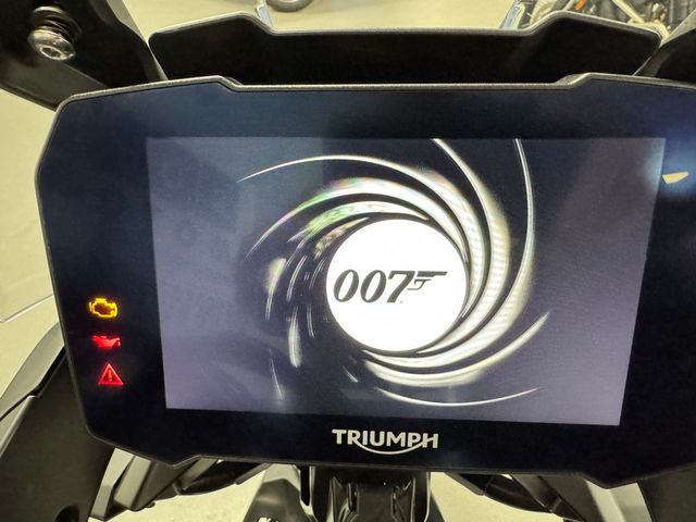 triumph - tiger-900-bond-edition