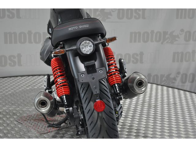 moto-guzzi - v-7-stone-850