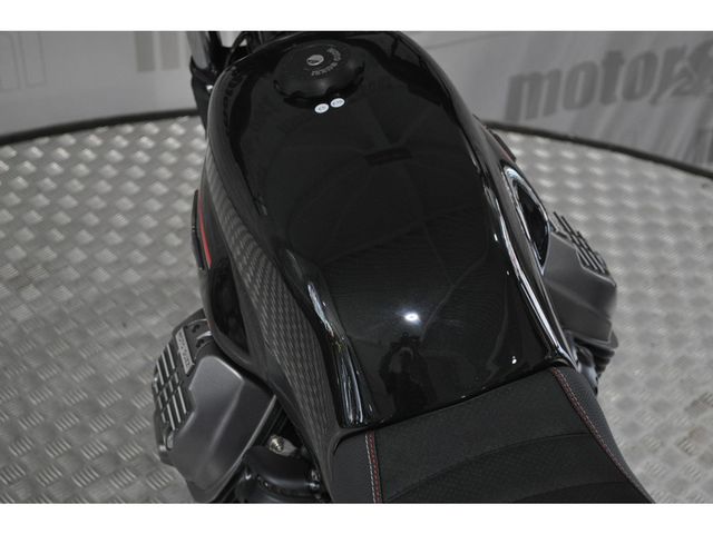 moto-guzzi - v-7-stone-850