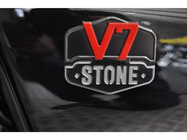 moto-guzzi - v-7-stone-850
